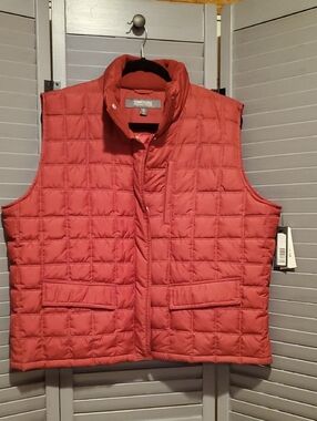 Kenneth Cole Reaction Women's Coral-Red Quilted Puffer Vest Size 1X NWT
